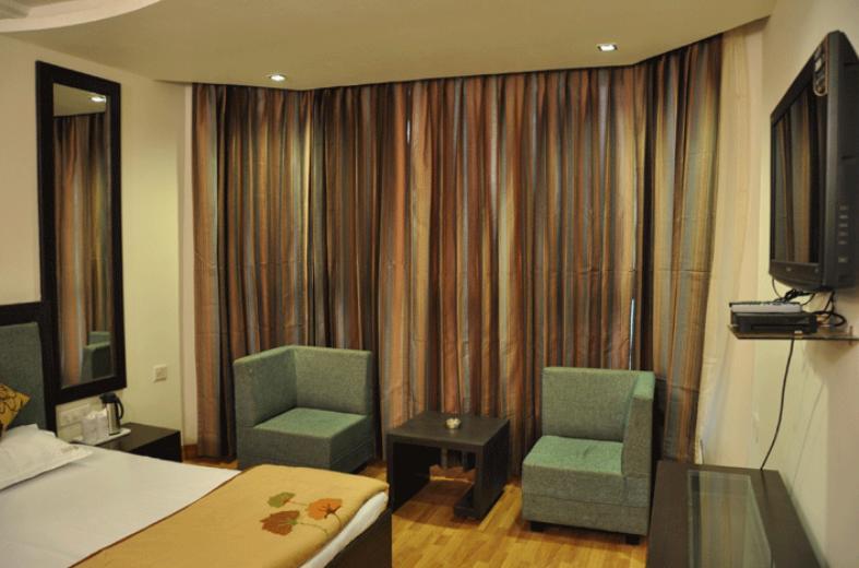 Hotel Mgm1 Dalhousie Habitación foto