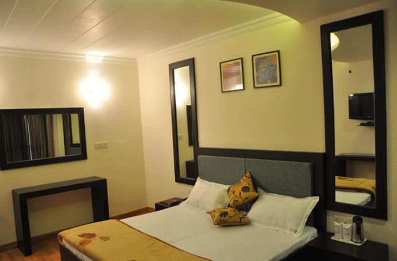 Hotel Mgm1 Dalhousie Habitación foto
